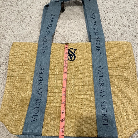 Victoria’s Secret straw tote beach bag, NWT - Picture 5 of 6